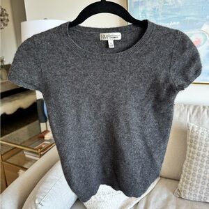 NEIMAN MARCUS Cashmere Sweater
